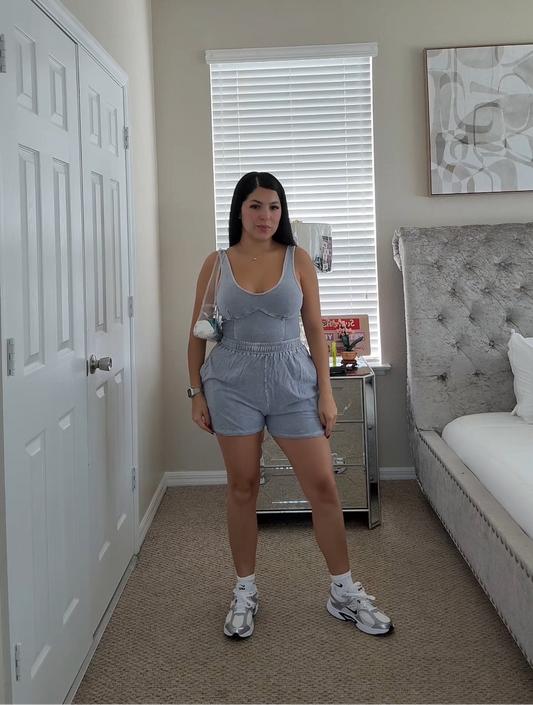 Over Looking Short Set Grey